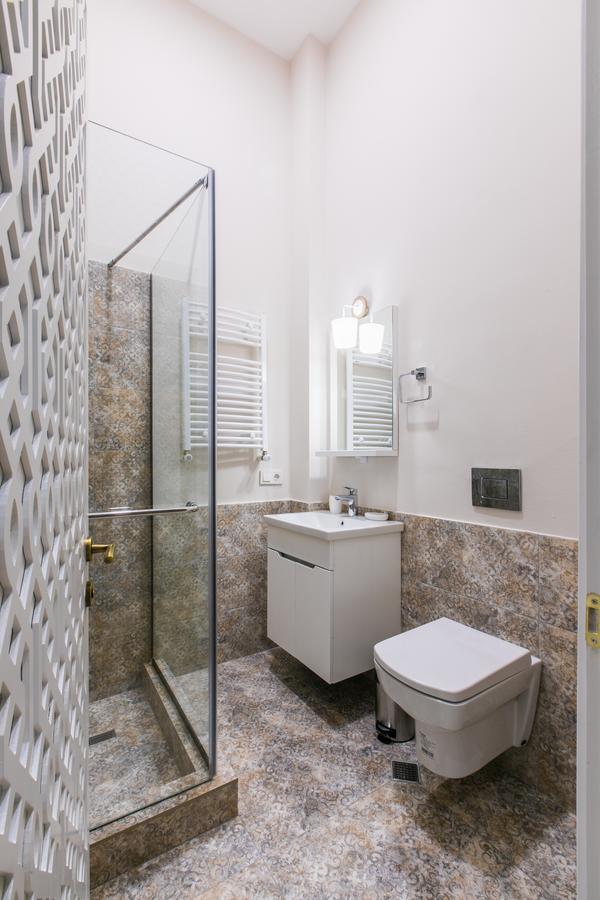 Apartamento Kuxos Machabeli 1 Studio Tiflis Exterior foto
